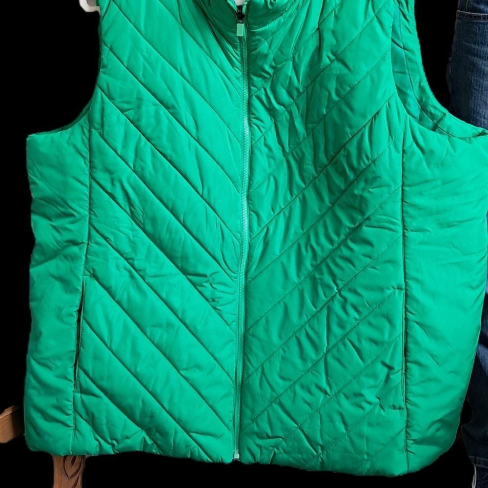 Lands' End Green Quilted Vest